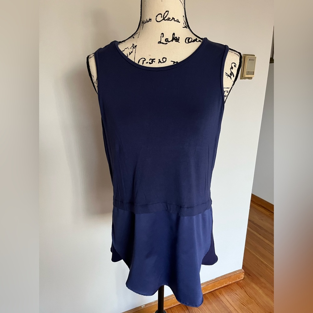 Junior Girl Top Preowned EUC